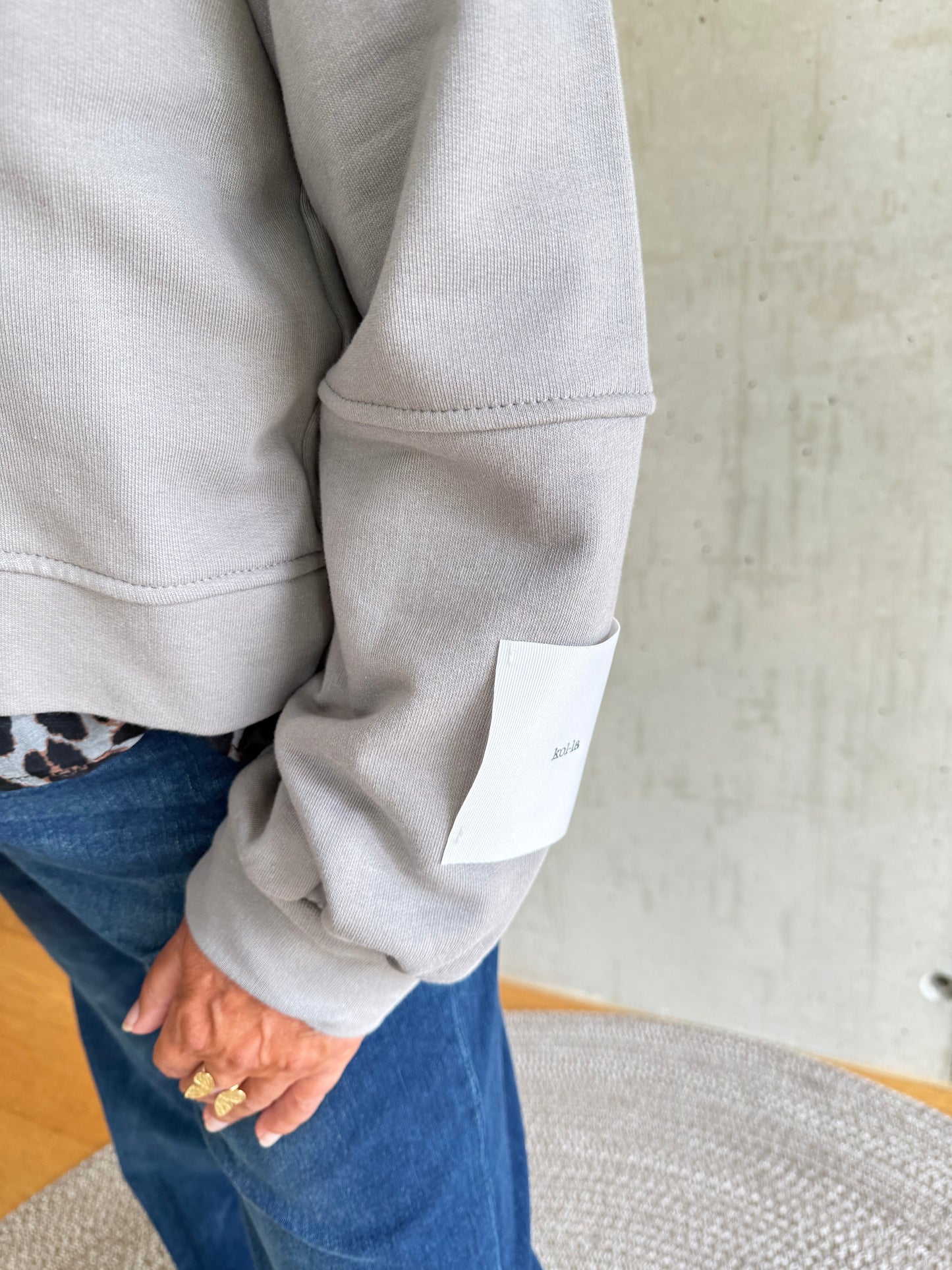 Sweatshirt Grau